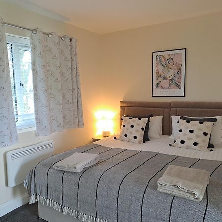 Celtic Minor Stables Hotel Swansea Kültér fotó