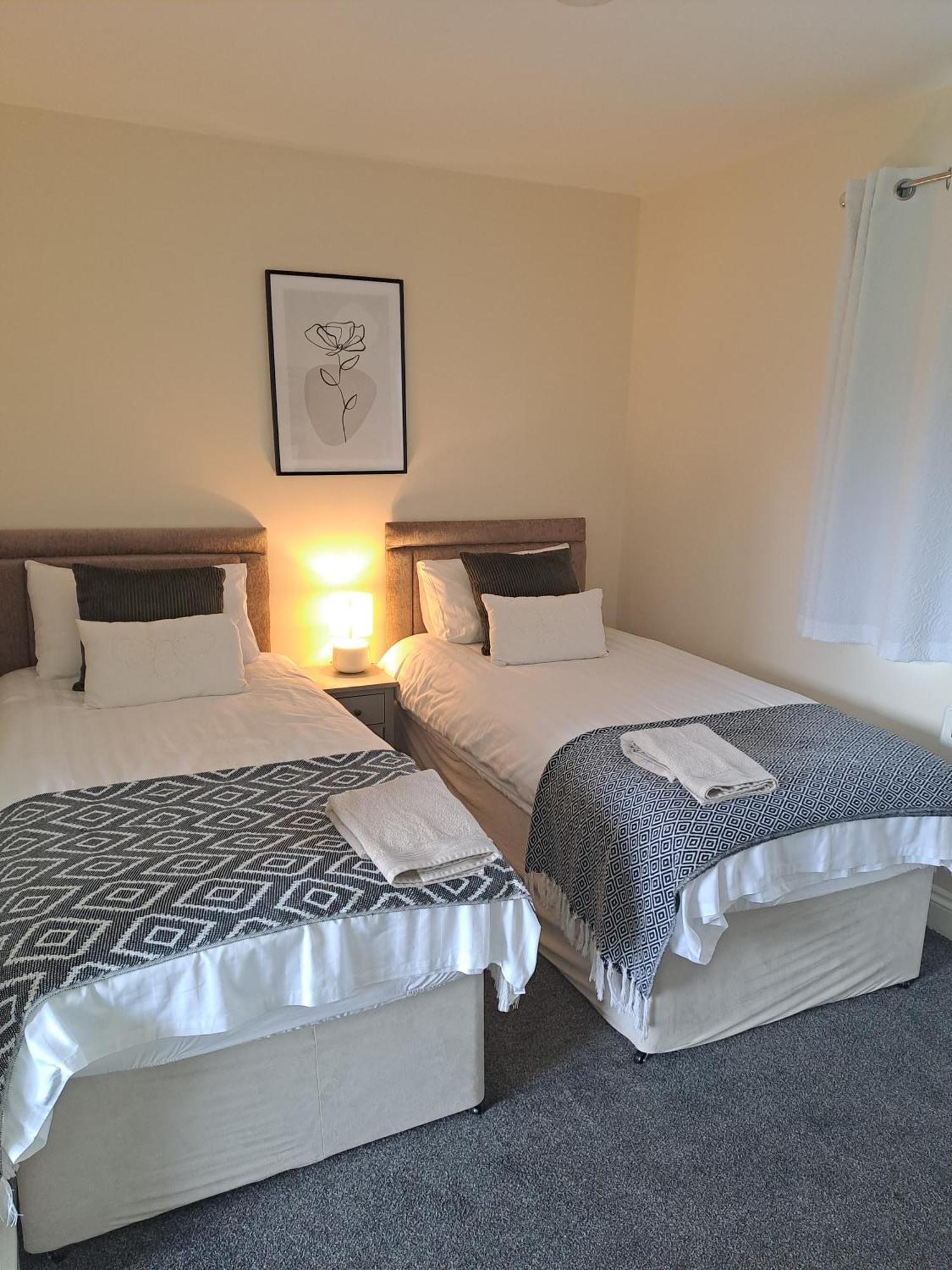 Celtic Minor Stables Hotel Swansea Kültér fotó